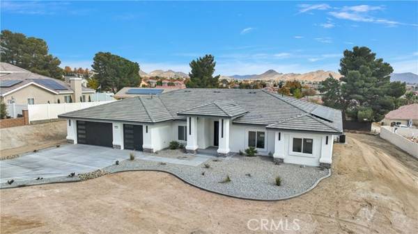 16091 Chiwi Road, Apple Valley, CA 92307