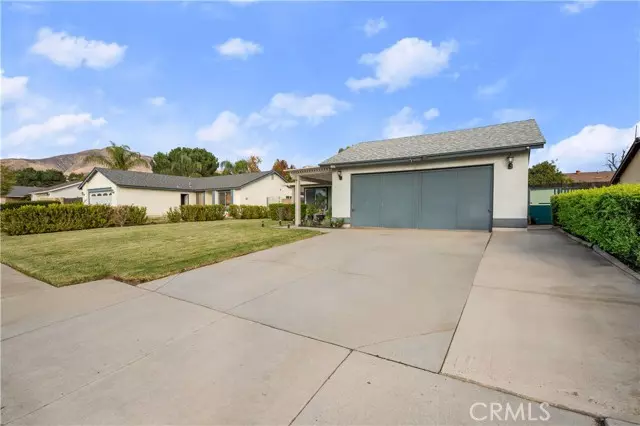 1729 Olive Street, Highland, CA 92346