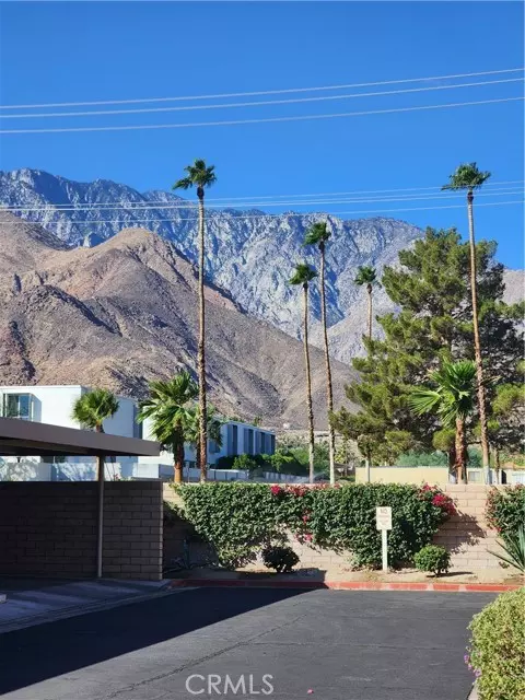 Palm Springs, CA 92262,2286 N Indian Canyon Drive #F