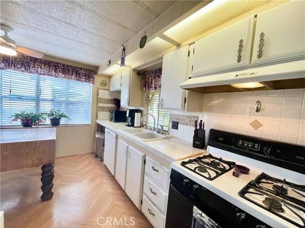 Yucaipa, CA 92399,34111 Wildwood #39