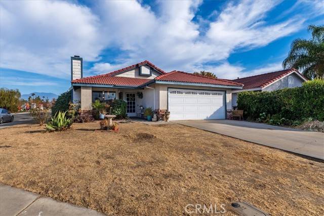 490 Stockholm Court, Hemet, CA 92545