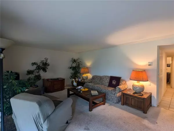 Laguna Woods, CA 92637,2296 Via Puerta #B