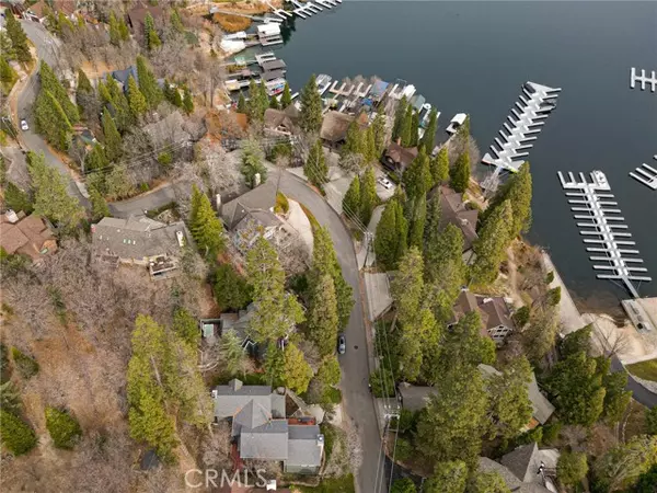 Lake Arrowhead, CA 92352,27516 West Shore Road