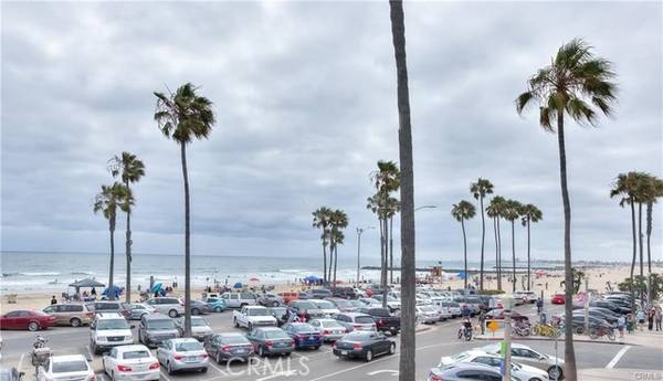 2206 W Oceanfront #B, Newport Beach, CA 92663