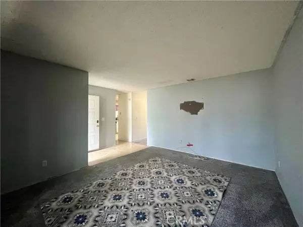 Corona, CA 92882,2237 Mcneil Circle