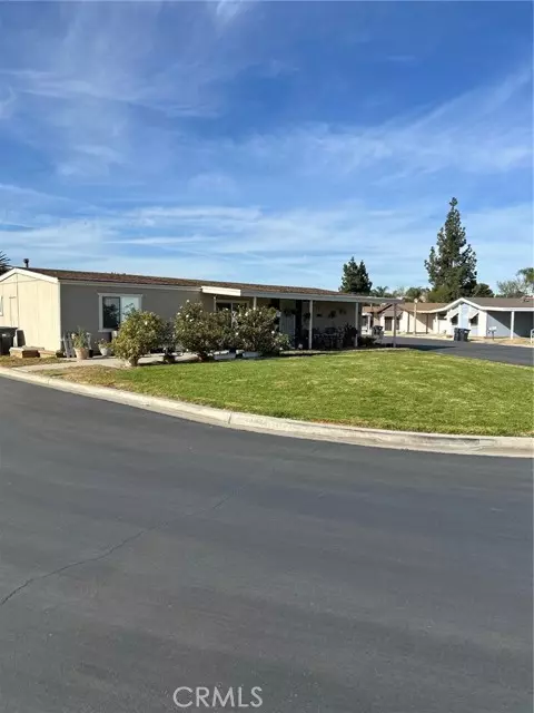 Corona, CA 92879,13381 Magnolia #127