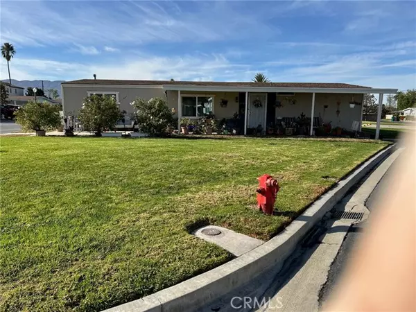 Corona, CA 92879,13381 Magnolia #127