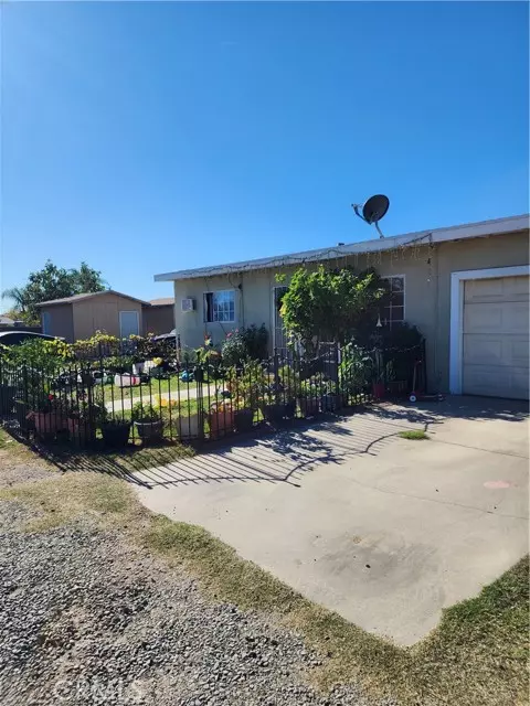 Fontana, CA 92335,17191 Orange Way