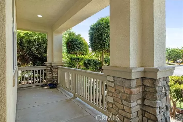 7900 Serenity Falls Road, Eastvale, CA 92880