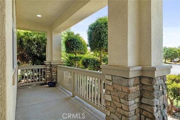 7900 Serenity Falls Road, Eastvale, CA 92880