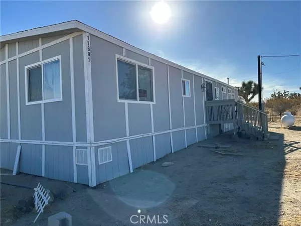 11691 Eaby Road, Phelan, CA 92371