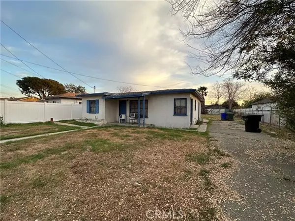 Fontana, CA 92335,14989 Hibiscus Avenue