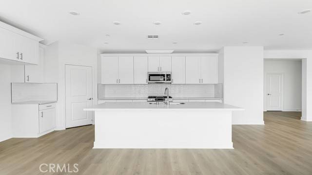 33232 Rusty Court, French Valley, CA 92596