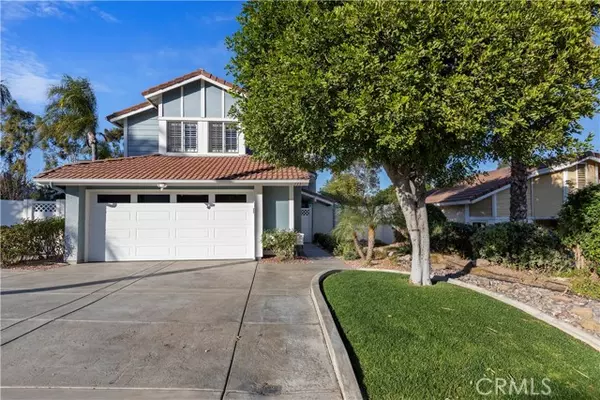 Corona, CA 92879,713 KINGFISHER Court