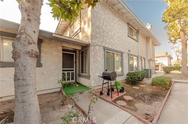 807 E Lugonia Avenue, Redlands, CA 92374