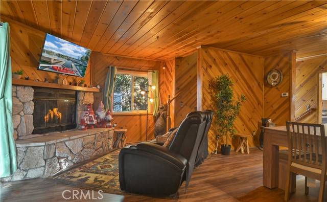 Crestline, CA 92325,1003 Toll House