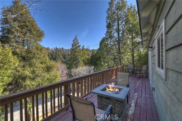 28621 Shenandoah Drive, Lake Arrowhead, CA 92352