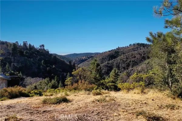 1608 Edge Cliff, Lake Arrowhead, CA 93252