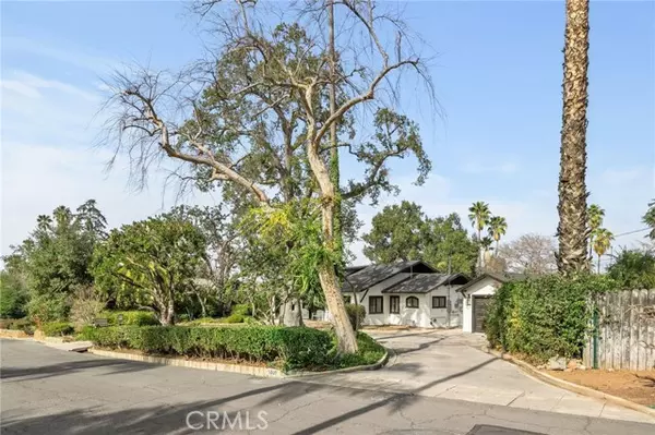 Redlands, CA 92373,1365 Knoll Road