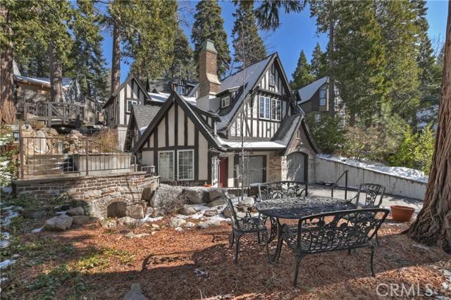 313 John Muir Road, Lake Arrowhead, CA 92352