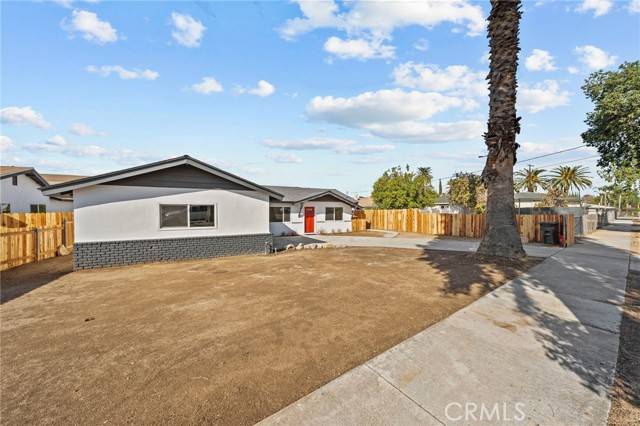 7681 Casa Blanca Street, Riverside, CA 92504