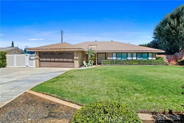 2167 Burning Tree Drive, Corona, CA 92882