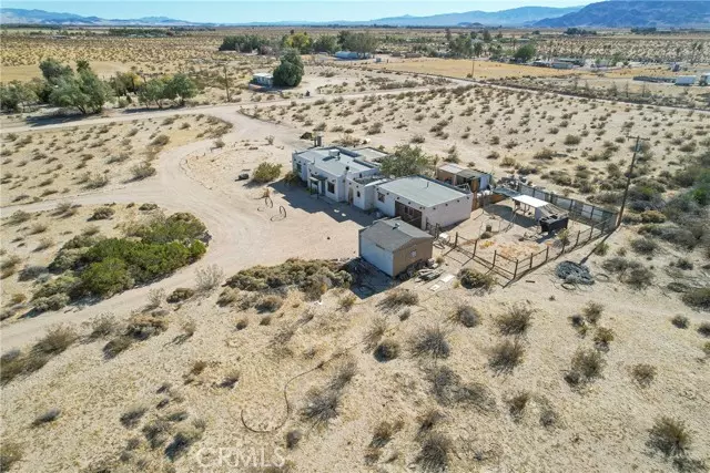 43075 Summerset Road, Newberry Springs, CA 92365