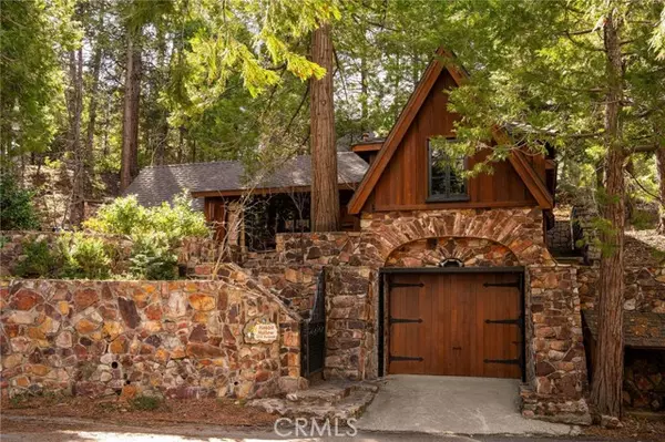 Lake Arrowhead, CA 92352,324 Summit Drive