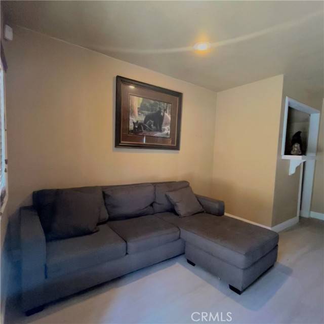 745 Sunset Lane, Sugarloaf, CA 92386