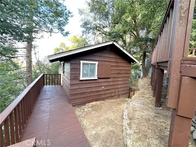 25010 Jewel Drive, Crestline, CA 92325