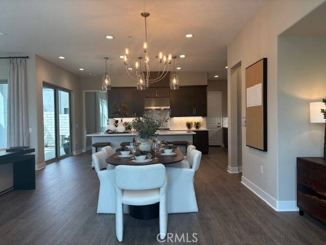 Valencia, CA 91381,27339 Creekwood Lane