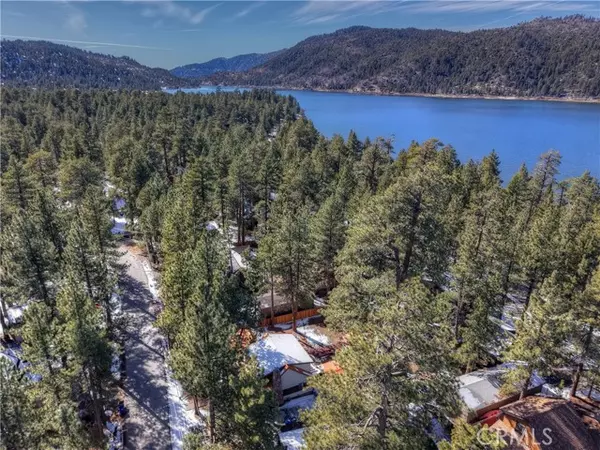 Big Bear Lake, CA 92315,39194 Chincapin Road