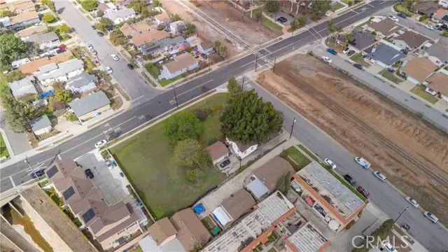 418 W Electric Avenue, La Habra, CA 90631