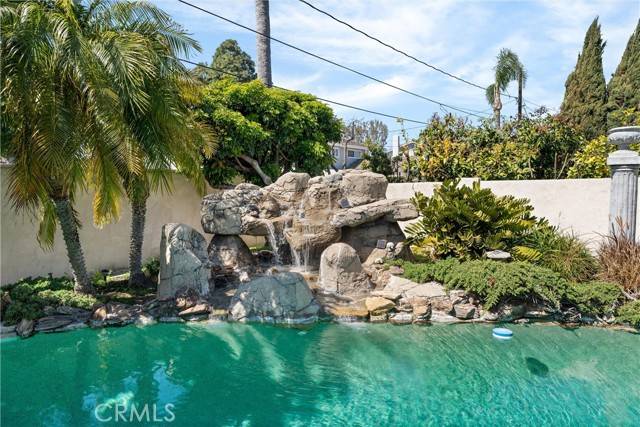 Orange, CA 92865,1874 N Shattuck Place