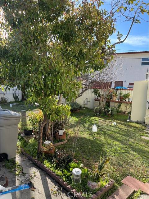 Los Angeles, CA 90039,4117 Brunswick Avenue