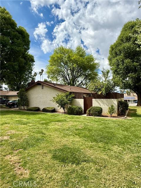 1060 Ardmore Circle, Redlands, CA 92374