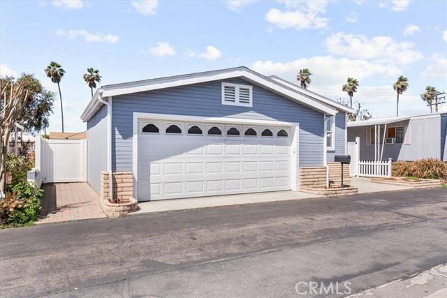 Cypress, CA 90630,9080 Bloomfield #11