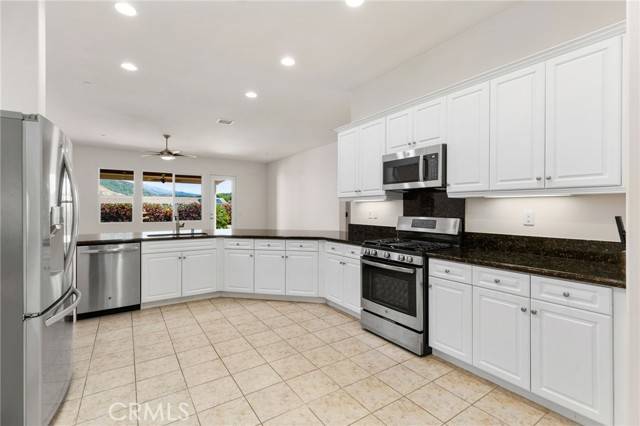 Beaumont, CA 92223,460 Whitney Peak