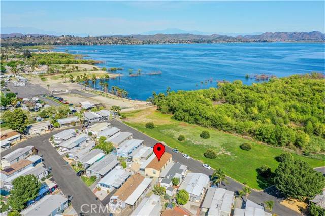 Lake Elsinore, CA 92530,32900 Riverside #72