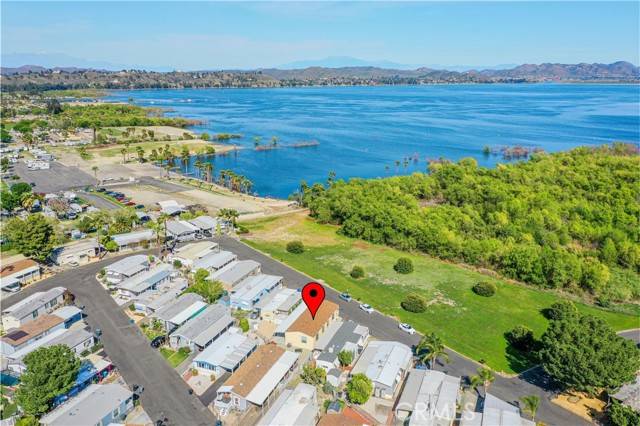 Lake Elsinore, CA 92530,32900 Riverside #72