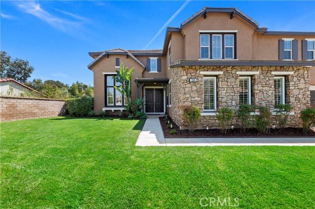 1560 Vandagriff Way, Corona, CA 92883