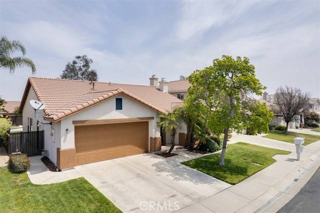 135 Paperbirch Circle, Corona, CA 92881