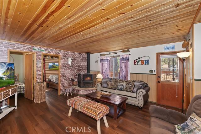 Big Bear Lake, CA 92315,40159 Dream Street