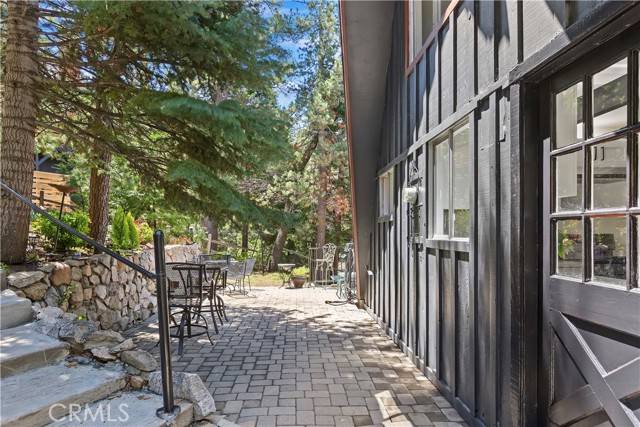 Lake Arrowhead, CA 92352,323 Mittry Lane