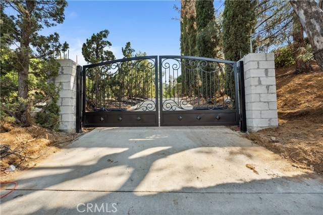 Redlands, CA 92373,529 Manzanita Road