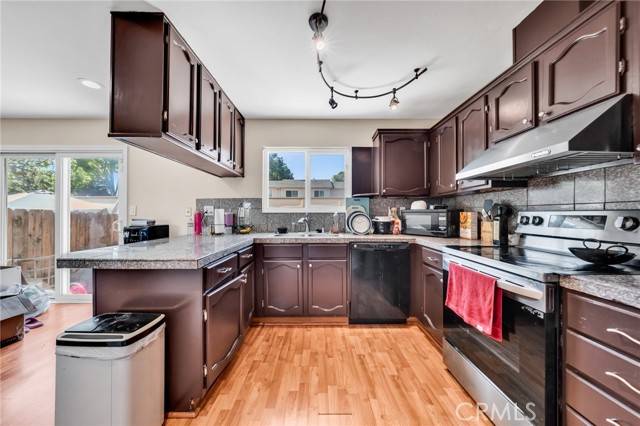 Pleasanton, CA 94588,3862 Pimlico Dr