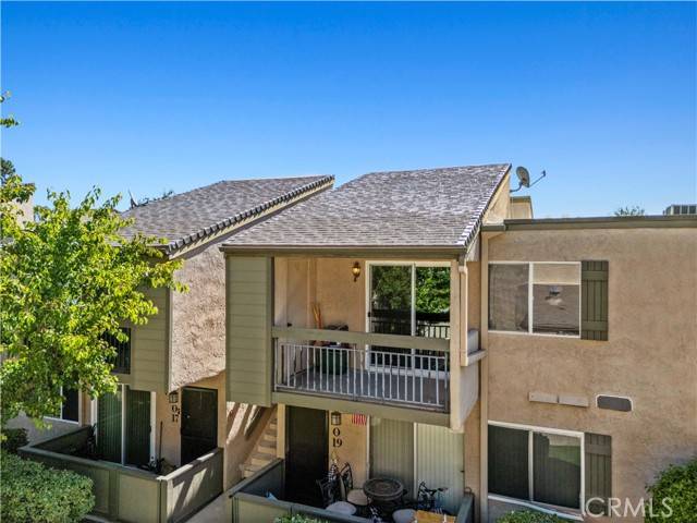 24518 Nicklaus Drive #O20, Valencia, CA 91355