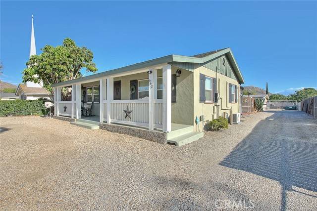 662 6th Street,  Norco,  CA 92860