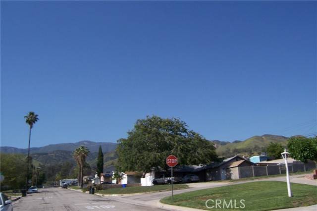 5493 Elm Avenue, San Bernardino, CA 92404