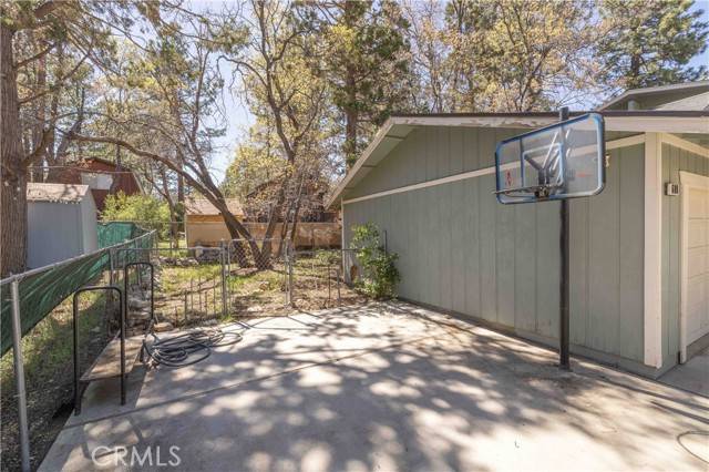 Sugarloaf, CA 92386,600 Moreno Lane